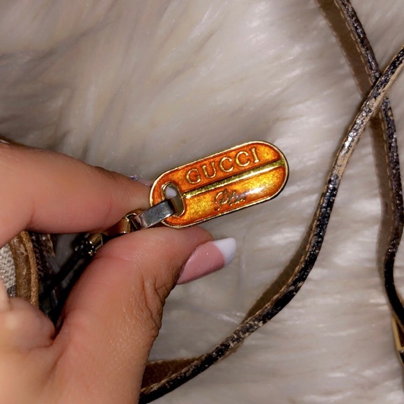 GUCCI PLUS Vintage Monogram Crossbody Bag - Picture 10 of 14